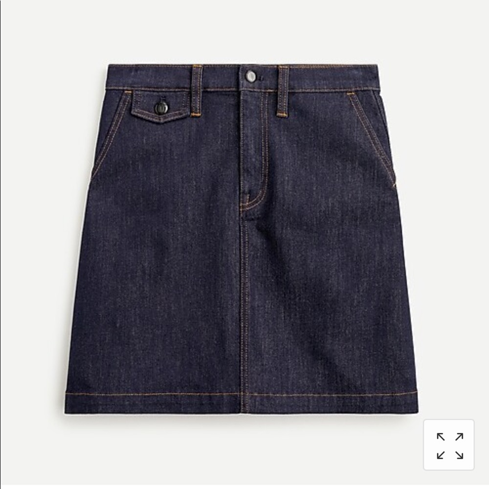⚓️ J.Crew Denim mini skirt in stay navy wash NWOT